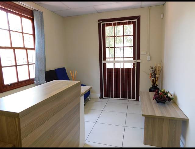 287M² OFFICE FOR SALE IN FERNDALE